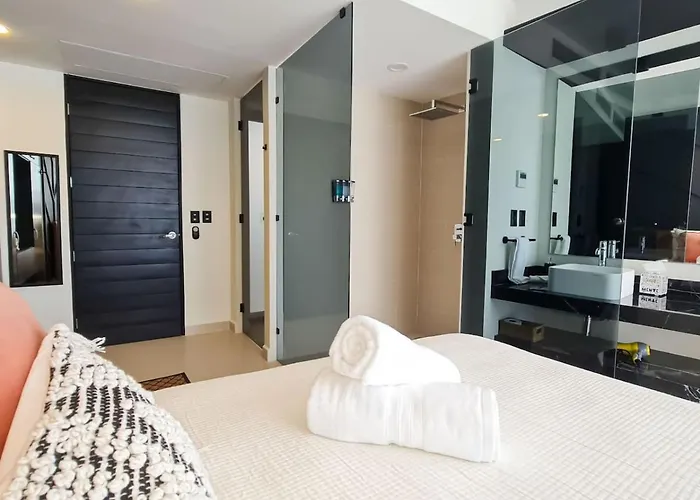 Blanca Incredible 2br - Private Pool Free Club