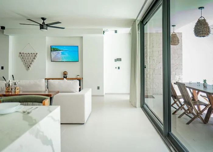 Villa Blanca Incredible 2br - Private Pool Free Club *