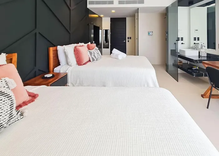 Blanca Incredible 2br - Private Pool Free Club Villa