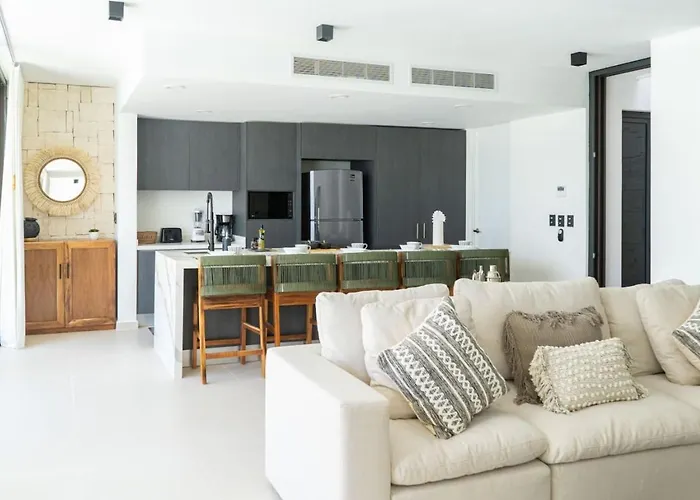 Villa Blanca Incredible 2br - Private Pool Free Club *
