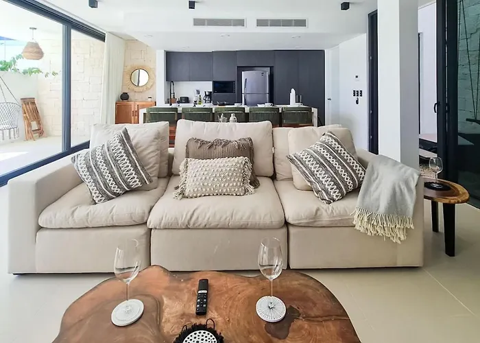 Blanca Incredible 2br - Private Pool Free Club Villa *